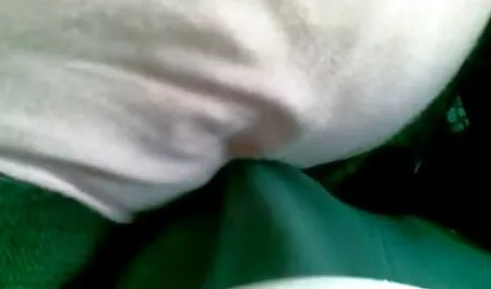 Stroj s rupama Blowjob s plavušom Tiffany film xxx sexi Watson pretvara se u analni kurac
