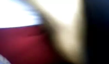 Super lesbian film sex slatka plavuša teen jeba i uzima lica