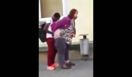 Nigerijske žene vole sex mom film velike bijele kljove