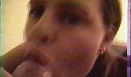 Imam puhanje iz ove slatke sex xxx film porno prve noći