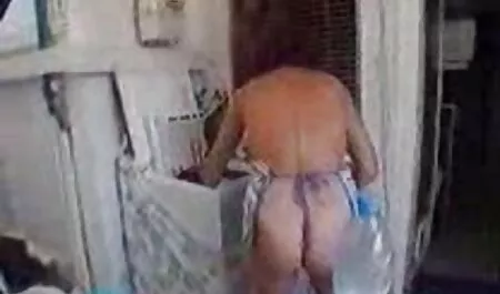 Brunette porno video sex film Hell dobiva toplu kremu za pičke
