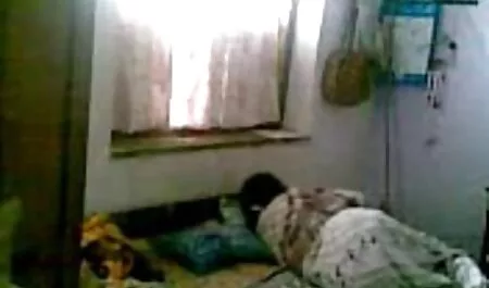 Jebi me u javnom WC-u shemal sex film
