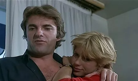 Vruća brineta usisava vam suhu film secsi