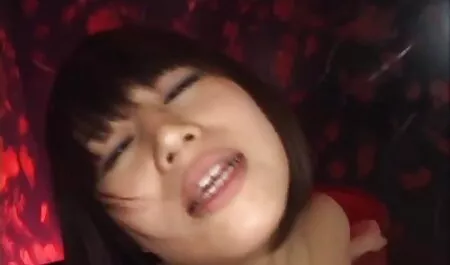 On je moj očuh i pomoći sex bruneta će mi što prije