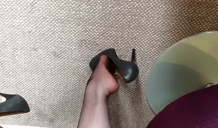 Slutty sèxy film petite teen dobiva dp