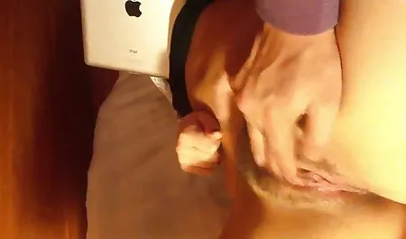 Prilična sex mom film free plavuša skida se dok se zajebava